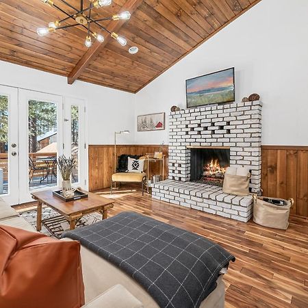 Yellow Pine Lodge - Charming Cottage Style Cabin With Peak-A-Boo Lake And Mountain Views Big Bear Lake Eksteriør billede
