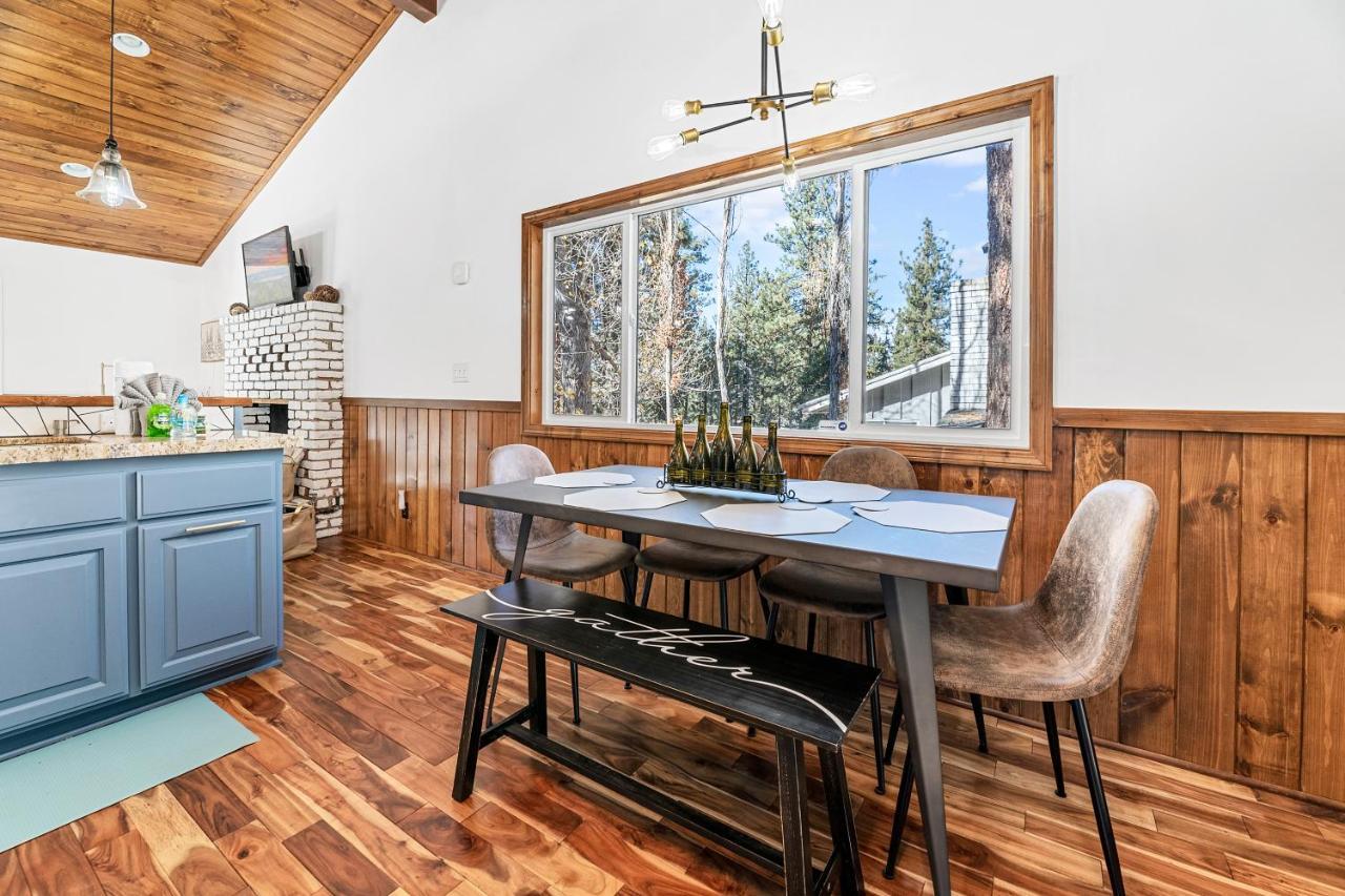Yellow Pine Lodge - Charming Cottage Style Cabin With Peak-A-Boo Lake And Mountain Views Big Bear Lake Eksteriør billede