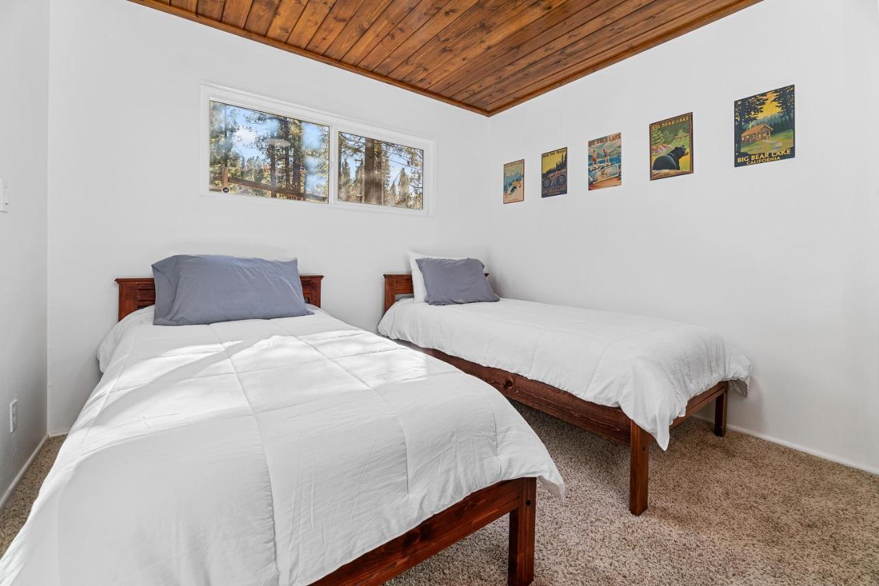 Yellow Pine Lodge - Charming Cottage Style Cabin With Peak-A-Boo Lake And Mountain Views Big Bear Lake Eksteriør billede